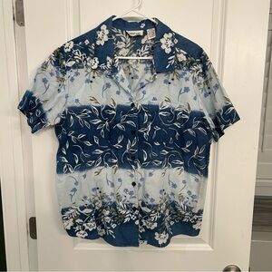 Krazy Kat Blue and White Floral Hawaiian Women’s Shirt 90’s